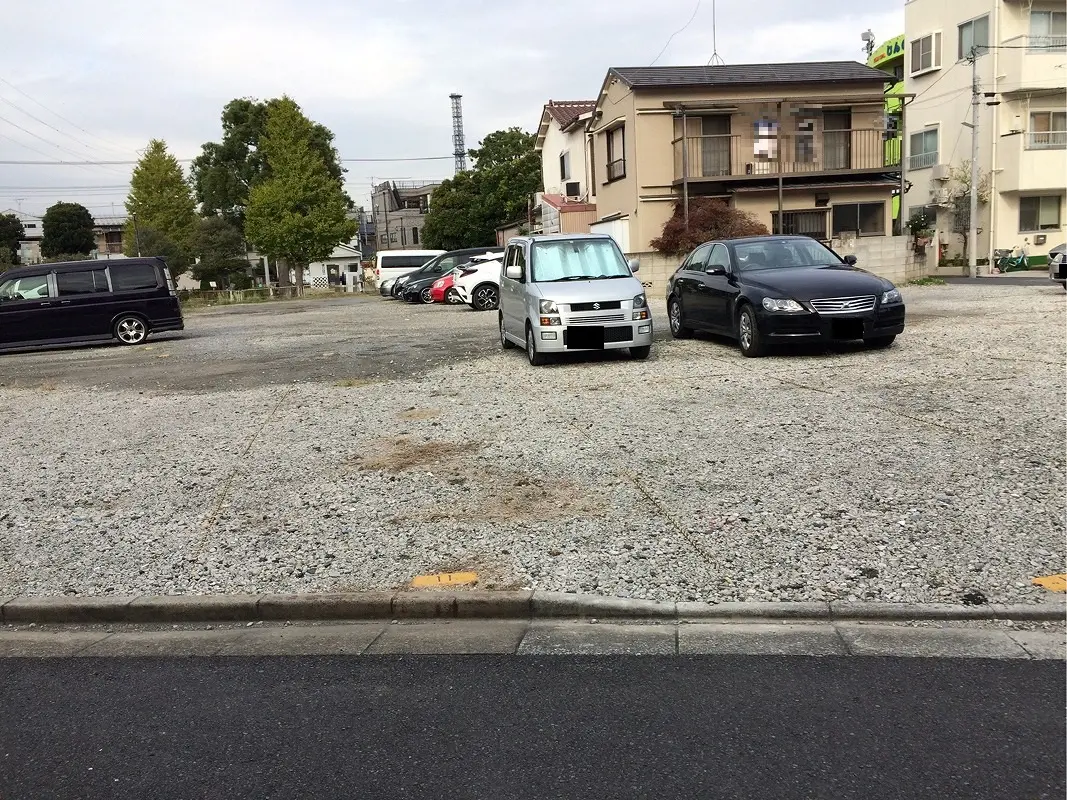 足立区西新井６丁目　月極駐車場